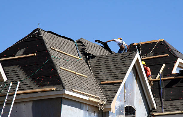 Roof Gutter Cleaning in Commerce, CA